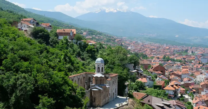 Äkkilahdöt Kosovo. Lähde halvalle lomalle kohteeseen Kosovo