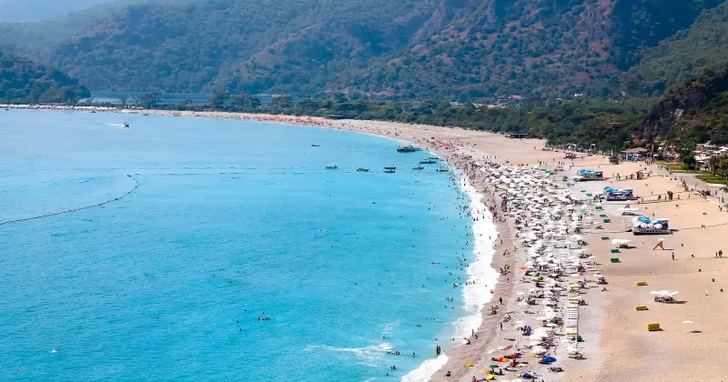 Res på en billig semester till Turkiska Rivieran