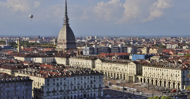 Reis på en billig ferie til Torino
