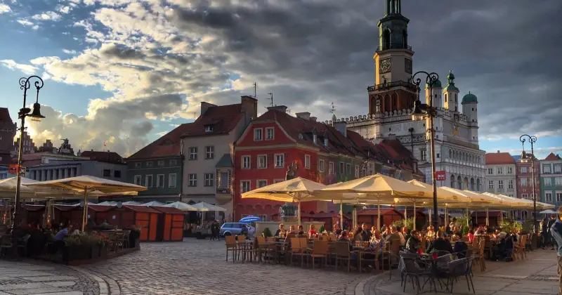 Reis på en billig ferie til Poznan