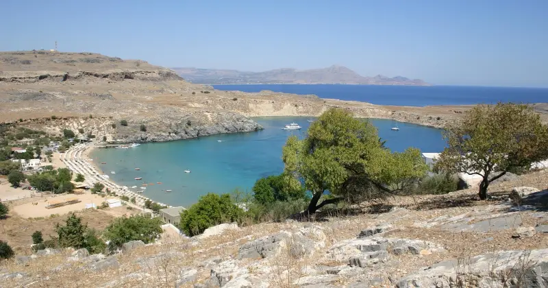 Afbudsrejser Rhodos. Find billige charterrejser til Rhodos.