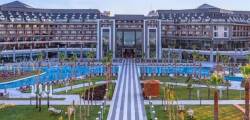 Lago Hotel 12639395365