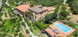 Casale Romano Resort 4629633865