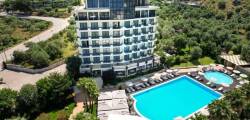 Rapos Resort Hotel 11887748172