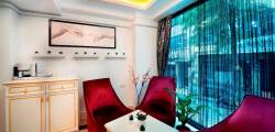 Lika Hotel 11941397847