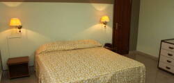 Hotel Plaza 4008065155