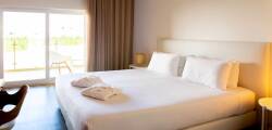 The Ride Surf Resort 11837810242