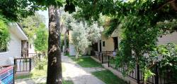 Leda Beach Hotel