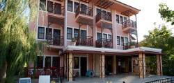 Pink Palace Hotel 11856219573