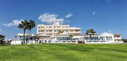 Piere Anne Beach Hotel 10286480837