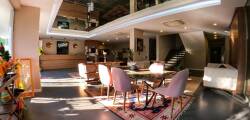 On Hotel 12010669775