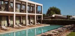 New Beach Hotel 11652821185