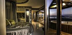Qlusive Hotel 12003684748