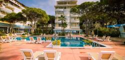 Fafa Beach Hotel 12621911575