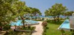 Ninos Grand Beach Hotel & Resort 2364668558
