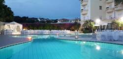 Sunshine Club Hotel 11836985410