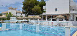 Blue Nest Hotel 11284344580