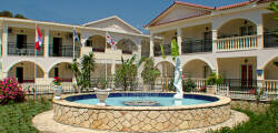 Canadian Hotel 11114151649