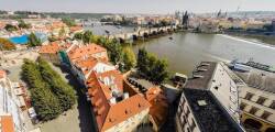 Archibald at the Charles Bridge 4318196393