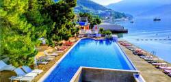 Carine Hotel Delfin 7651584250