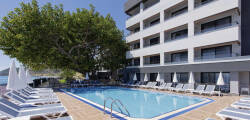 Floria Beach Hotel 3919259440