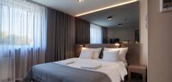 Ilonn Hotel 7343299137