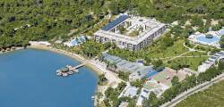 Crystal Green Bay Resort & Spa 2141494334