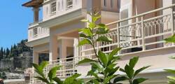 Sifakis House 7342421124