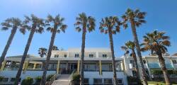 Irina Beach 12586354887