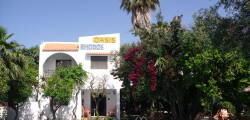 Oasis Hotel & Bungalows 3614849884