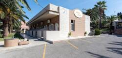 Anita Hotel 12717457273