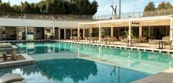 LiveEz Prive Side Suite & Spa 11119612329