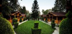 Sandy's Studios & Log-Villas 11268269350