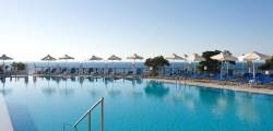 Maritimo Beach Hotel 5977477095