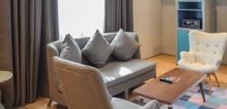 ibis Styles Dubai Jumeira Hotel 11863682364