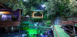 Waterfall Heaven House 11457585659