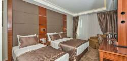 Glorious Hotel 3909905851