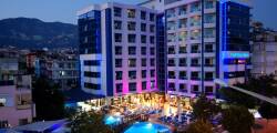 Hotel Grand Zaman Garden 2050609832
