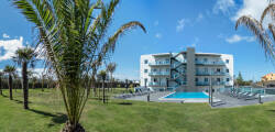 Whales Bay Hotel Apartments 9433823361
