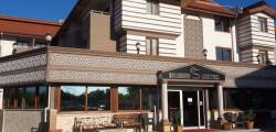 Selenium Hotel 7342551737