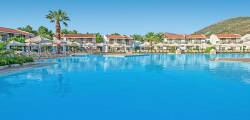 Golden Coast Hotel & Bungalows 12570308638