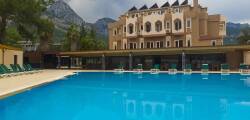 Alexius Beach Hotel 11174331766