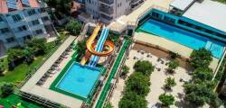 Catty Cats Garden Hotel 11662596565