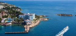 Le Bleu Hotel & Resort 12581762724