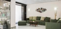 Relax Inn 7335639017
