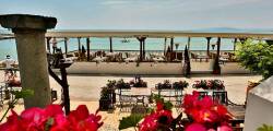 White House Family Hotel 11845966133