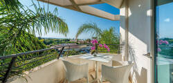 Acacia Palace 12565270163