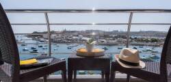 Blubay Apartments By St Hotels 3708313604