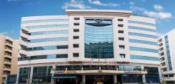 Landmark Summit Hotel 11869251369