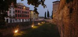 Aparthotel Verona House 10065042213